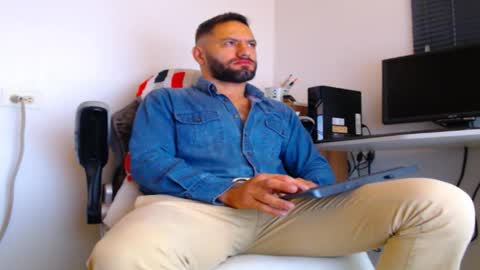 oliver online show from December 22, 12:24 pm