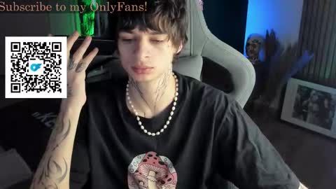 oliverrgroove online show from November 19, 5:18 am