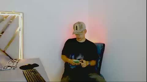 oliver saint online show from March 17, 11:08 pm