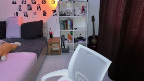 oliver online show from September 29, 10:31 am