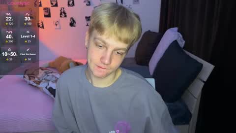 oliver online show from October 19, 9:15 pm