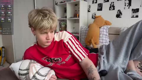 oliver online show from April 18, 11:14 am