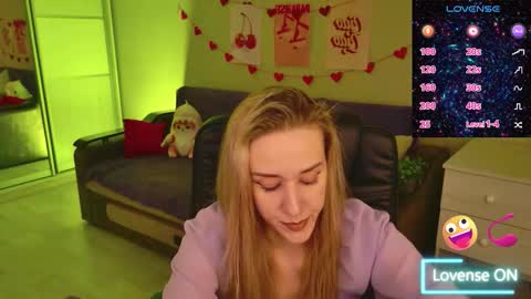 olivia_daze online show from February 9, 7:18 pm