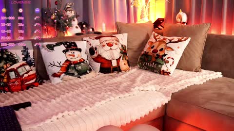 Snapshot of olivia_devis chatting on January 9, 11:25 am SaraConor online show from January 9, 11:25 am