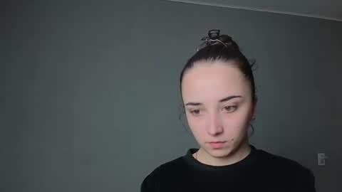 Olivia online show from April 16, 7:58 pm