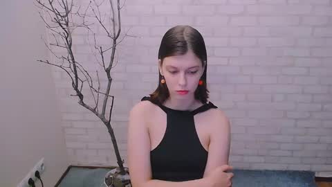 Snapshot of olivia_red_ chatting on January 24, 8:11 pm Olivia online show from January 24, 8:11 pm