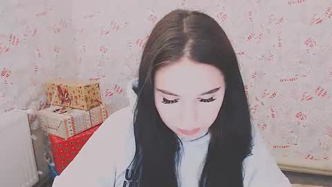 Snapshot of olivia_red_ chatting on February 12, 2:10 pm Olivia online show from February 12, 2:10 pm