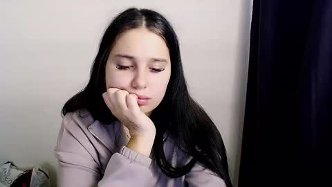 Snapshot of olivia_red_ chatting on November 5, 7:41 am Olivia online show from November 5, 7:41 am