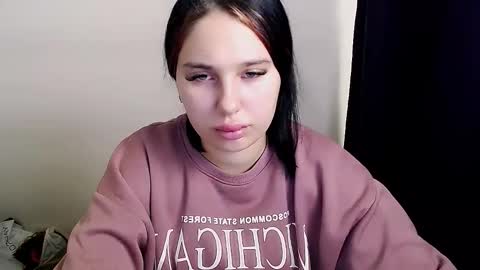 Snapshot of olivia_red_ chatting on November 6, 4:46 am Olivia online show from November 6, 4:46 am