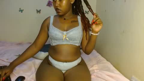 olivia online show from April 15, 5:53 pm