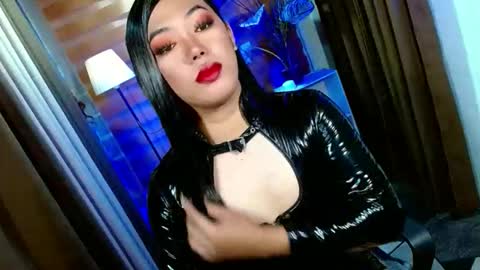 Miss OLIVIA online show from March 8, 10:41 am