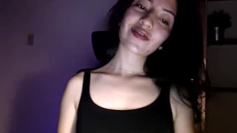 Snapshot of oliviaaa__ chatting on November 15, 11:21 pm oliviaaa__ online show from November 15, 11:21 pm