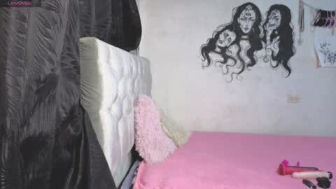 oliviabluee10 online show from January 8, 4:04 am