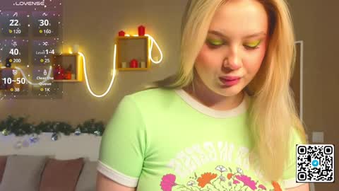 Snapshot of oliviabr0wn chatting on February 2, 2:06 am Olivia online show from February 2, 2:06 am