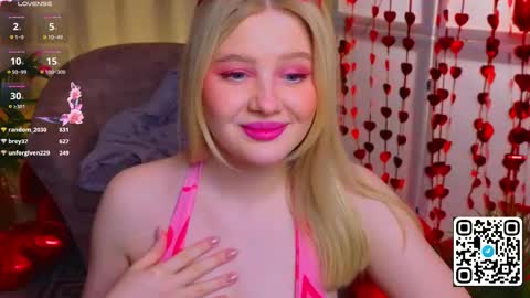 Snapshot of oliviabr0wn chatting on February 14, 5:09 am Olivia online show from February 14, 5:09 am