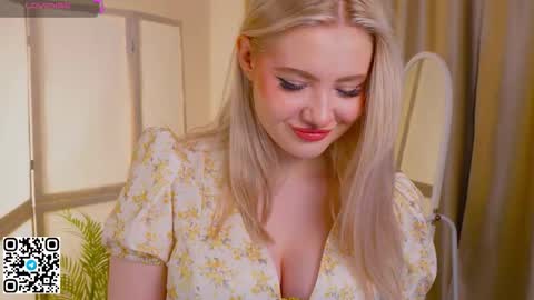 Snapshot of oliviabr0wn chatting on January 15, 2:16 am Olivia online show from January 15, 2:16 am