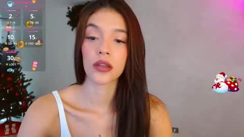 Snapshot of oliviabran_ chatting on December 3, 6:17 pm Olivia Bram online show from December 3, 6:17 pm