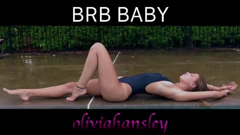 Snapshot of oliviahansleyy chatting on March 5, 5:40 am Olivia online show from March 5, 5:40 am