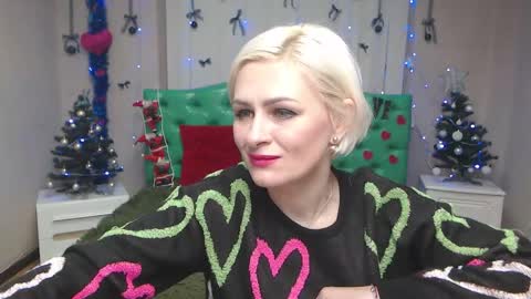 OliviaHorst online show from December 17, 6:19 am