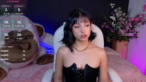 Snapshot of oliviamcneill chatting on January 31, 8:01 pm Olivia Mcneill online show from January 31, 8:01 pm