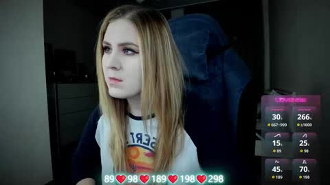 Snapshot of oliviamunk chatting on November 20, 4:34 am . online show from November 20, 4:34 am