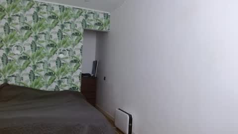 Snapshot of oliviashiny chatting on November 26, 5:52 am Olivia online show from November 26, 5:52 am