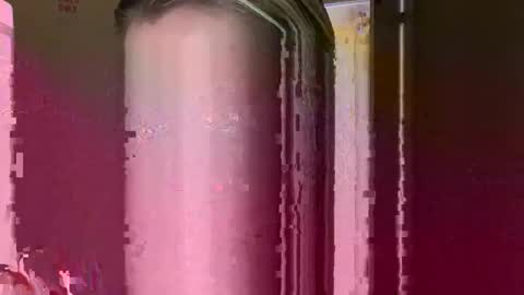 Snapshot of oliviaskies chatting on November 14, 12:20 am Olivia baby online show from November 14, 12:20 am