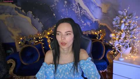 Snapshot of oliviasweetsin chatting on February 26, 8:13 am Olivka online show from February 26, 8:13 am