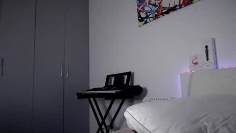 Snapshot of olivka_flower chatting on January 11, 9:15 pm Angelina Lina online show from January 11, 9:15 pm