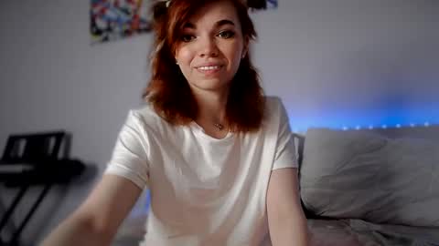 Snapshot of olivka_flower chatting on January 25, 6:35 pm Angelina Lina online show from January 25, 6:35 pm