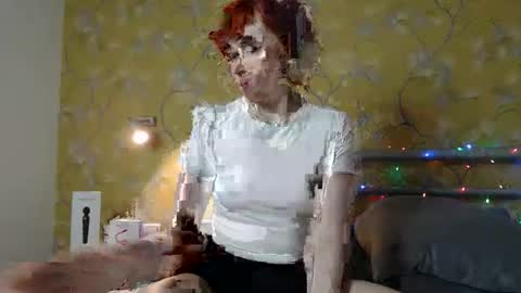 Snapshot of olivka_flower chatting on September 18, 7:05 pm Angelina Lina online show from September 18, 7:05 pm
