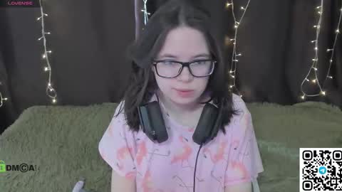 Ollie online show from March 2, 8:10 am