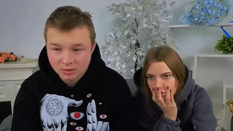 Olli and Stiw online show from November 6, 8:48 am