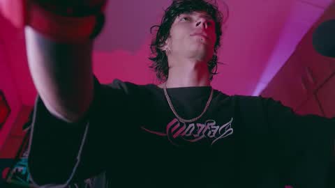     online show from October 28, 12:14 am