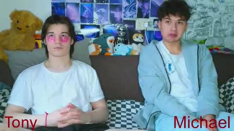 Tony online show from December 19, 8:32 am