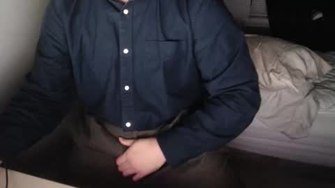 olwen425817 online show from December 5, 7:28 am