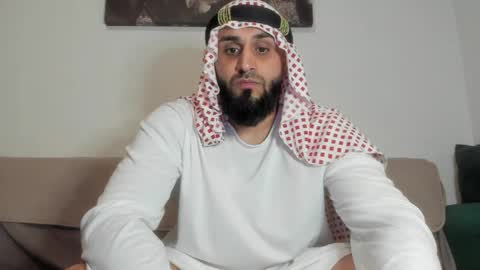 Omar online show from April 22, 8:39 am