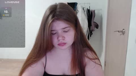  MellY  online show from December 23, 10:24 am