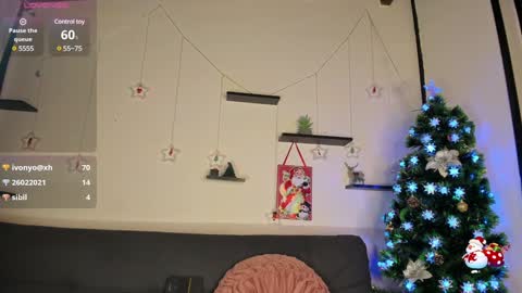 Snapshot of on_tefa chatting on December 23, 3:18 am Violette online show from December 23, 3:18 am