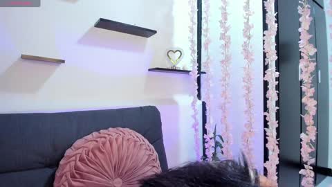 Snapshot of on_tefa chatting on January 27, 9:44 pm Violette online show from January 27, 9:44 pm