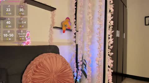 Snapshot of on_tefa chatting on February 1, 9:08 pm Violette online show from February 1, 9:08 pm