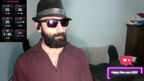 Snapshot of ona_nisme chatting on January 1, 5:22 pm ona nisme online show from January 1, 5:22 pm