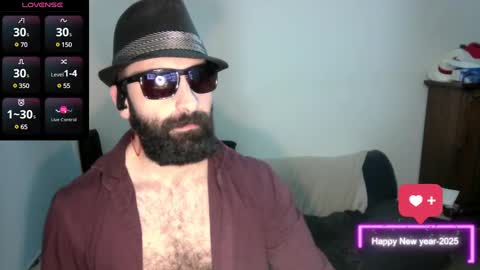 Snapshot of ona_nisme chatting on January 1, 8:26 pm ona nisme online show from January 1, 8:26 pm