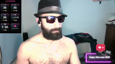 Snapshot of ona_nisme chatting on January 4, 6:19 am ona nisme online show from January 4, 6:19 am