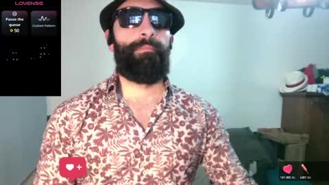 Snapshot of ona_nisme chatting on March 3, 6:55 pm ona nisme online show from March 3, 6:55 pm