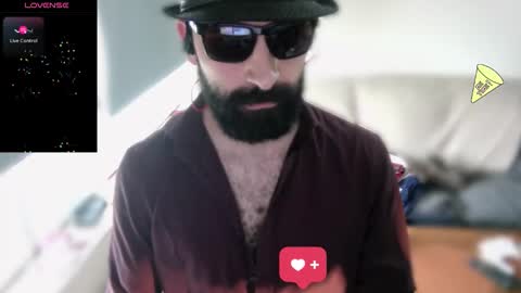 Snapshot of ona_nisme chatting on October 18, 10:16 am ona nisme online show from October 18, 10:16 am