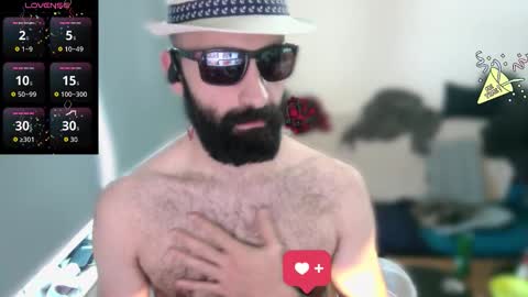 Snapshot of ona_nisme chatting on November 7, 7:30 am ona nisme online show from November 7, 7:30 am