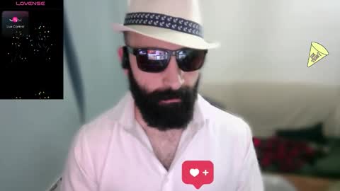 Snapshot of ona_nisme chatting on November 29, 7:00 am ona nisme online show from November 29, 7:00 am