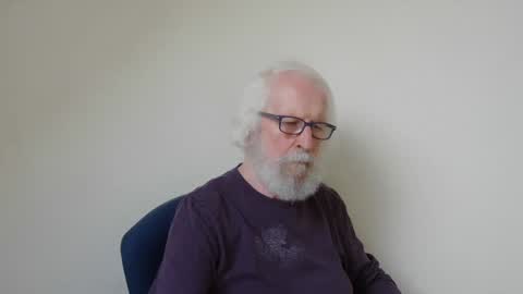 Somewhere over the rainbow online show from January 15, 1:20 pm