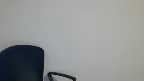 Somewhere over the rainbow online show from January 18, 7:28 am